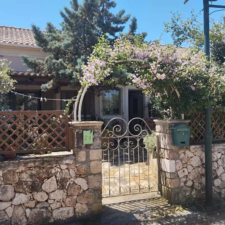 Holiday home Marias Charming Mezonet Fokata
