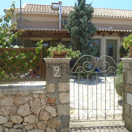 Marias Charming Mezonet Holiday home